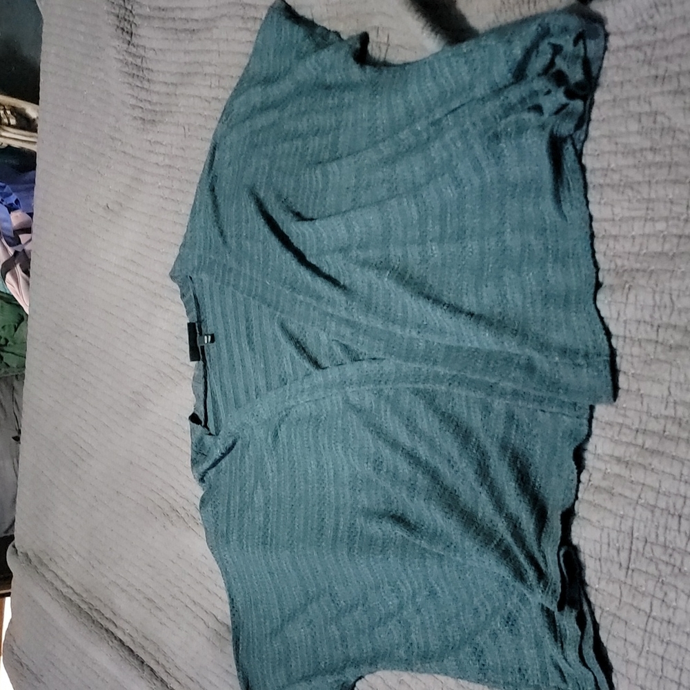 Lane Bryant short sleeve cardigan. Dark green color